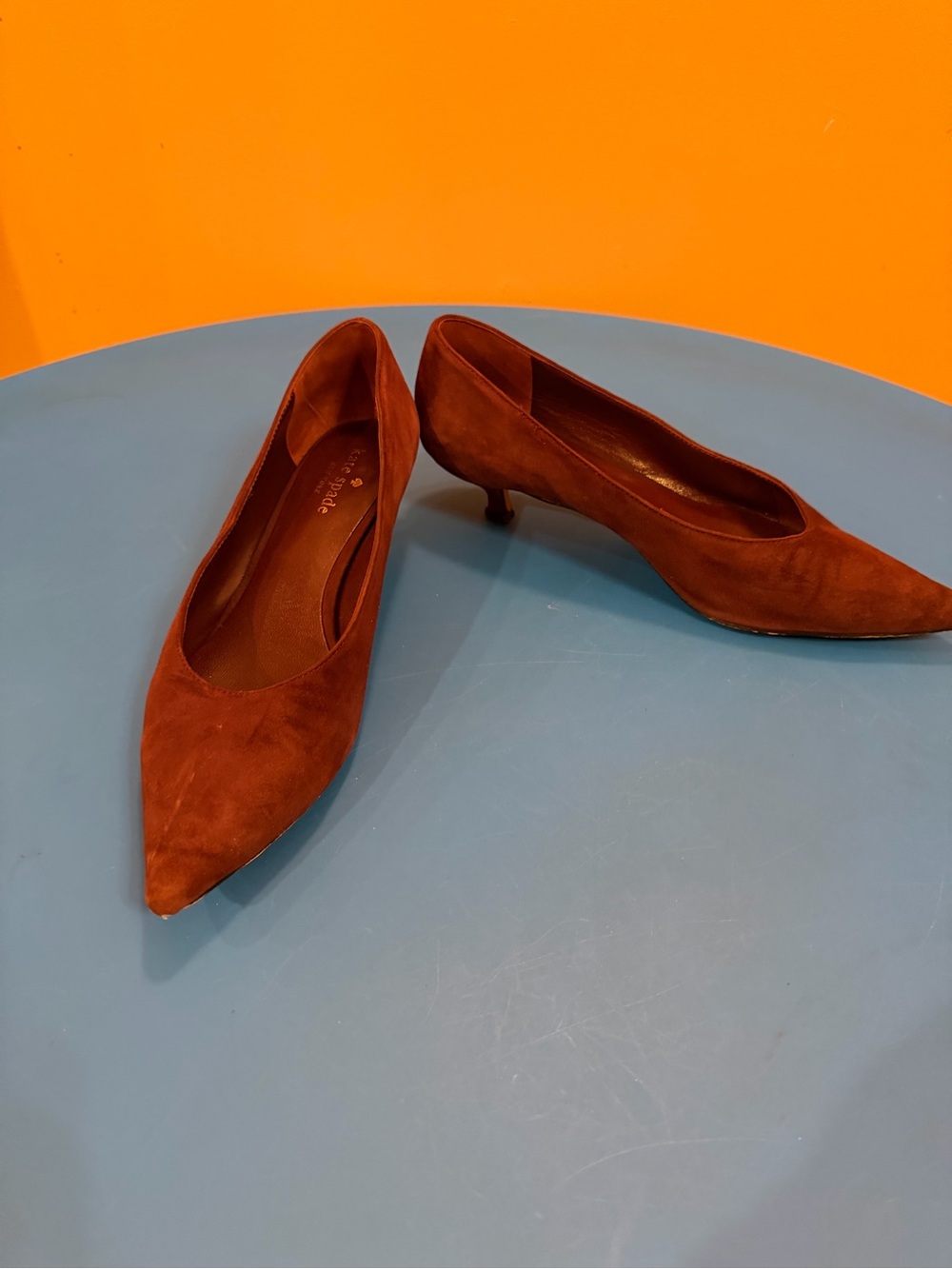 Kate Spade Dale Suede Kitten Heel Pumps in Deep Russet Womens Size 8.5
